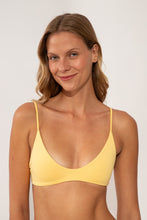 Carregar imagem no visualizador da galeria, Gallery: Wednesday In Hawaii By Rio De Sol Soutien Top Lilikoi Hana
