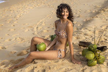 Carregar imagem no visualizador da galeria, Image 05: Rio De Sol Set Set Leopard Balconet-Tie Italy
