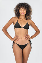 Carregar imagem no visualizador da galeria, Model Front: Rio De Sol Set Set Shimmer-Black Tri-Inv Ibiza-Comfy
