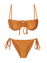 Carregar imagem no visualizador da galeria, Product Front: Rio De Sol Set Set Shimmer-Nocciola Balconet-Tie Cheeky-Tie-Gold
