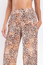 Carregar imagem no visualizador da galeria, Leopard Wide Pants
