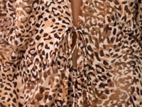 Carregar e reproduzir vídeo no visualizador da Galeria, Leopard Long Dress
