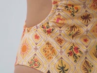 Carregar e reproduzir vídeo no visualizador da Galeria, Video: Rio De Sol Maiô Mosaico Maeve
