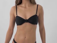 Carregar e reproduzir vídeo no visualizador da Galeria, Top Touch-Black Bandeau-Joy
