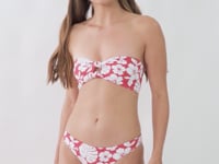 Carregar e reproduzir vídeo no visualizador da Galeria, Video: Wednesday In Hawaii By Rio De Sol Calcinha Bottom Pua-Hibiscus Waikiki
