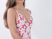 Carregar e reproduzir vídeo no visualizador da Galeria, Video: Rio De Sol Maiô Pua-Hibiscus Kona
