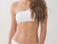 Carregar e reproduzir vídeo no visualizador da Galeria, Video: Rio De Sol Calcinha Bottom Sand-White Essential-Comfy
