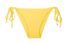 Carregar imagem no visualizador da galeria, Product Front: Rio De Sol Calcinha Bottom Amarelo Lacinho
