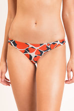 Carregar imagem no visualizador da galeria, Gallery: Rio De Sol Calcinha Bottom Amore-Red Essential
