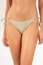 Carregar imagem no visualizador da galeria, Gallery: Rio De Sol Calcinha Bottom Brisa-Pistache Lacinho
