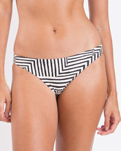Carregar imagem no visualizador da galeria, Gallery: Rio De Sol Calcinha Bottom Collage Essential-Comfy
