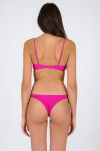Model Back: Rio De Sol Calcinha Bottom Cotele-Amaranto Lisboa