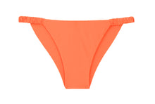 Carregar imagem no visualizador da galeria, Product Front: Rio De Sol Calcinha Bottom Dende Cheeky-Crispy
