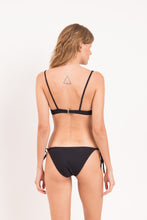 Carregar imagem no visualizador da galeria, Model Back: Rio De Sol Calcinha Bottom Dots-Black Ibiza-Comfy
