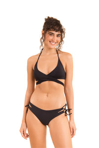 Model Front: Rio De Sol Calcinha Bottom Dots-Black Madrid
