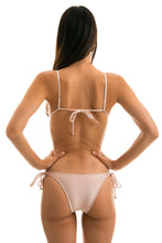 Carregar imagem no visualizador da galeria, Model Back: Rio De Sol Calcinha Bottom Essence Invisible
