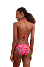 Carregar imagem no visualizador da galeria, Model Back: Rio De Sol Calcinha Bottom Flavors Ibiza-Comfy
