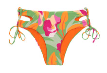 Carregar imagem no visualizador da galeria, Product Front: Rio De Sol Calcinha Bottom Green-Bloom Madrid
