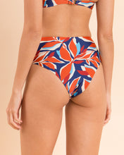 Carregar imagem no visualizador da galeria, Image 11: Rio De Sol Calcinha Bottom Leaves Hotpants
