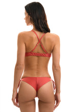 Carregar imagem no visualizador da galeria, Model Back: Rio De Sol Calcinha Bottom Madras Tri Arg
