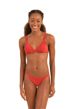 Carregar imagem no visualizador da galeria, Model Front: Rio De Sol Calcinha Bottom Malibu-Chili Rio-Duo
