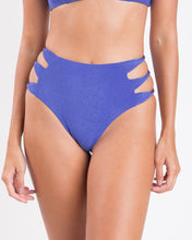 Carregar imagem no visualizador da galeria, Gallery: Rio De Sol Calcinha Bottom Malibu-Indigo Highwaist-Spin
