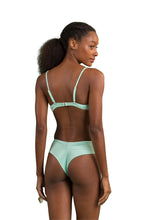Carregar imagem no visualizador da galeria, Model Back: Rio De Sol Calcinha Bottom Malibu-Menta Ciao
