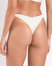 Carregar imagem no visualizador da galeria, Image 05: Rio De Sol Calcinha Bottom Malibu-Natural Cali
