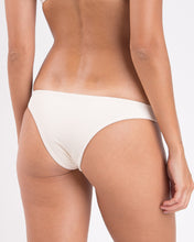 Carregar imagem no visualizador da galeria, Image 05: Rio De Sol Calcinha Bottom Malibu-Natural Essential
