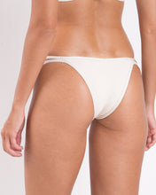 Carregar imagem no visualizador da galeria, Image 05: Rio De Sol Calcinha Bottom Malibu-Natural Rio-Duo
