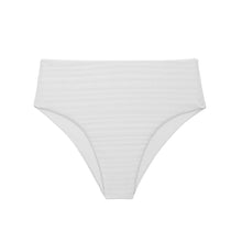 Carregar imagem no visualizador da galeria, Product Front: Rio De Sol Calcinha Bottom Memphis-White Hotpants
