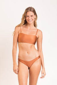 Model Front: Rio De Sol Calcinha Bottom Nocciola High-Leg