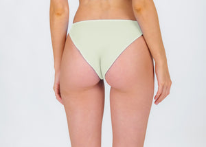 Model Back: Rio De Sol Calcinha Bottom Off-White Essential-Comfy