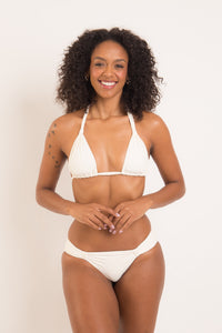 Model Front: Rio De Sol Calcinha Bottom Off-White Mel-Comfy