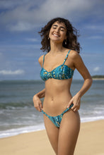 Carregar imagem no visualizador da galeria, Image 06: Rio De Sol Calcinha Bottom Rain Cheeky-Crispy
