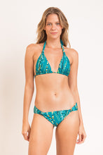 Carregar imagem no visualizador da galeria, Model Front: Rio De Sol Calcinha Bottom Rain Mel-Comfy
