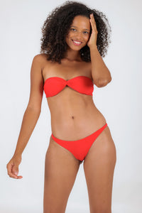 Model Front: Rio De Sol Calcinha Bottom Rouge Leblon