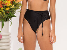 Carregar imagem no visualizador da galeria, Image 11: Rio De Sol Calcinha Bottom Shimmer-Black Belted-High-Waist
