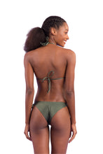 Carregar imagem no visualizador da galeria, Model Back: Rio De Sol Calcinha Bottom Shimmer-Croco Cheeky-Tie

