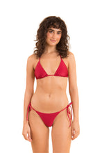 Carregar imagem no visualizador da galeria, Model Front: Rio De Sol Calcinha Bottom Shimmer-Divino Cheeky-Tie
