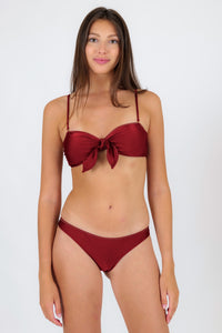 Model Front: Rio De Sol Calcinha Bottom Shimmer-Divino Essential