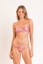 Carregar imagem no visualizador da galeria, Model Front: Rio De Sol Calcinha Bottom Sweet-Camo Leblon
