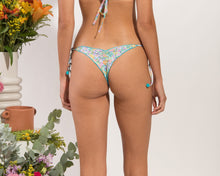 Carregar imagem no visualizador da galeria, Image 07: Rio De Sol Calcinha Bottom Tiny-Garden Frufru-Fio

