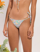 Carregar imagem no visualizador da galeria, Image 10: Rio De Sol Calcinha Bottom Tiny-Garden Lacinho
