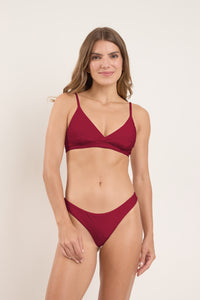 Model Front: Rio De Sol Calcinha Bottom Touch-Carmim Essential