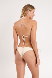 Model Back: Rio De Sol Calcinha Bottom Touch-Natural Frufru