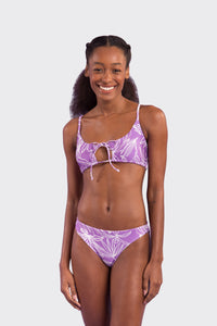 Model Front: Rio De Sol Calcinha Bottom Trail-Purple Essential-Comfy