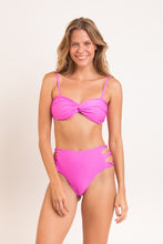 Carregar imagem no visualizador da galeria, Model Front: Rio De Sol Calcinha Bottom Vita-Pink High-Waist-Spin
