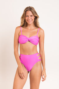 Model Front: Rio De Sol Calcinha Bottom Vita-Pink High-Waist-Spin