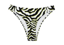 Carregar imagem no visualizador da galeria, Product Front: Rio De Sol Calcinha Bottom Wild-Black Essential
